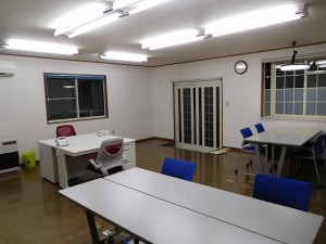 内部 (4)