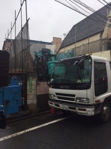 解体作業を行っております。